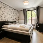 Mandat 3* Hradistko (Prague-West)