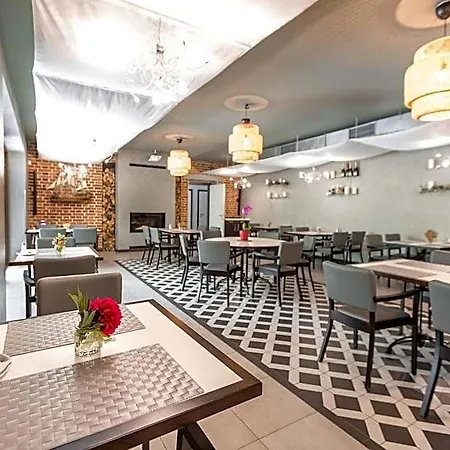 Mandat Hotel Hradistko (Prague-West)