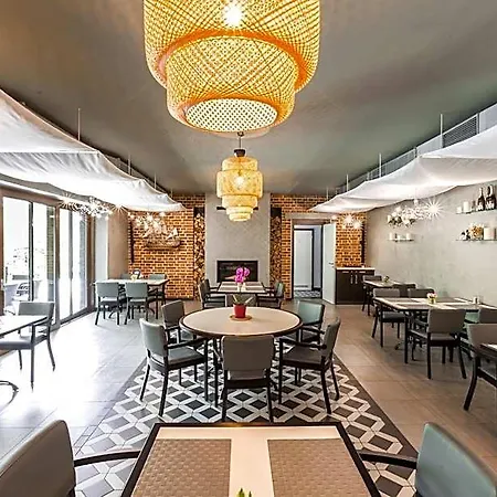Mandat Hotel Hradistko (Prague-West)