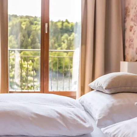 Mandat 3* Hradišťko