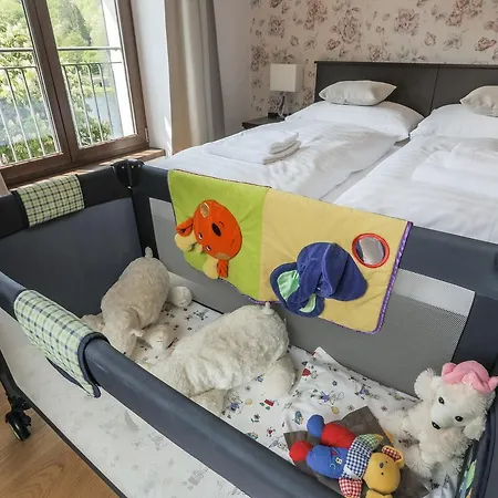 ホテル Mandat Hradišťko