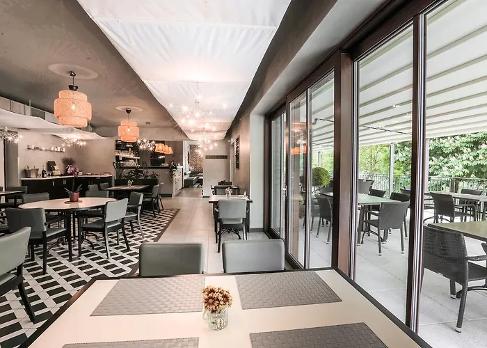 Mandát Szálloda 3*